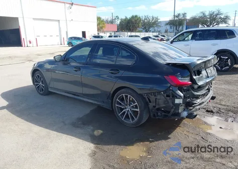 2022 BMW 330I z USA, uszkodzony, nr VIN 3MW5R1J03N8C47927
